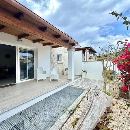 Feriehus With Jacuzzi - Joy Collection Àrbatax